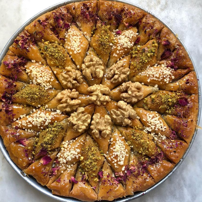 صينية بقلاوة