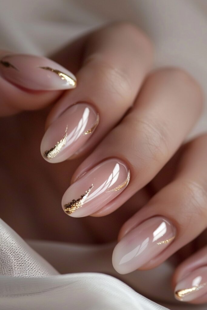 Nail art minimaliste