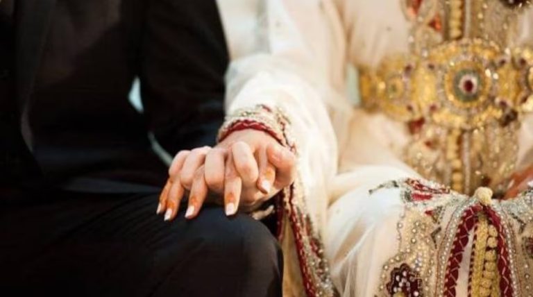 Les algériens se marient moins et divorcent plus