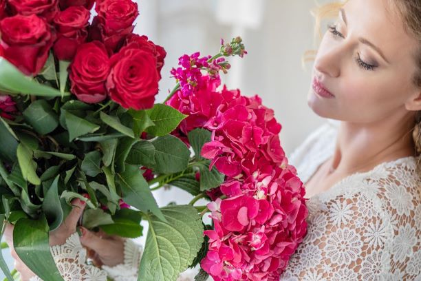 Un bouquet de fleurs by Flowers by Saida B